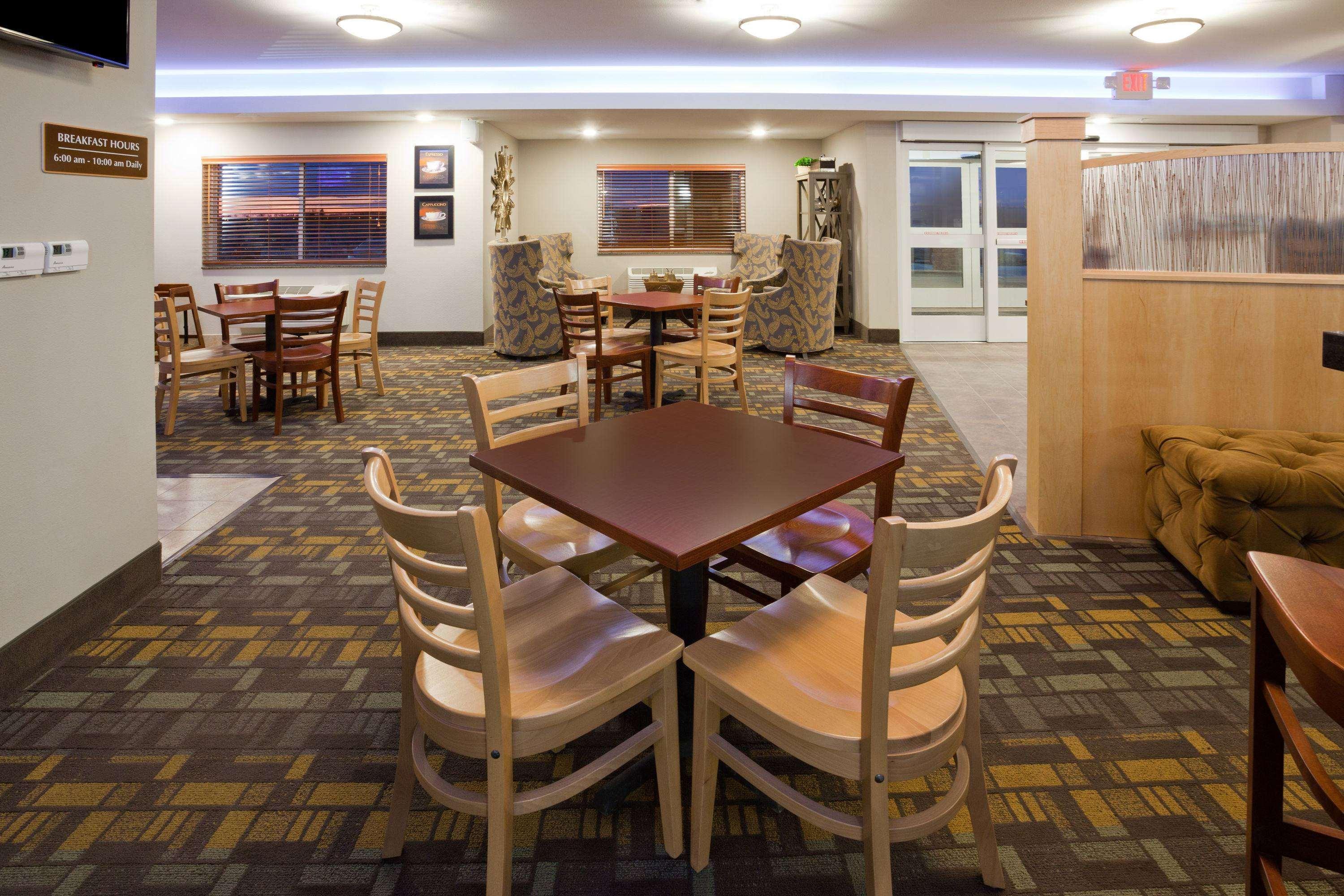 Americinn By Wyndham Sibley Ngoại thất bức ảnh